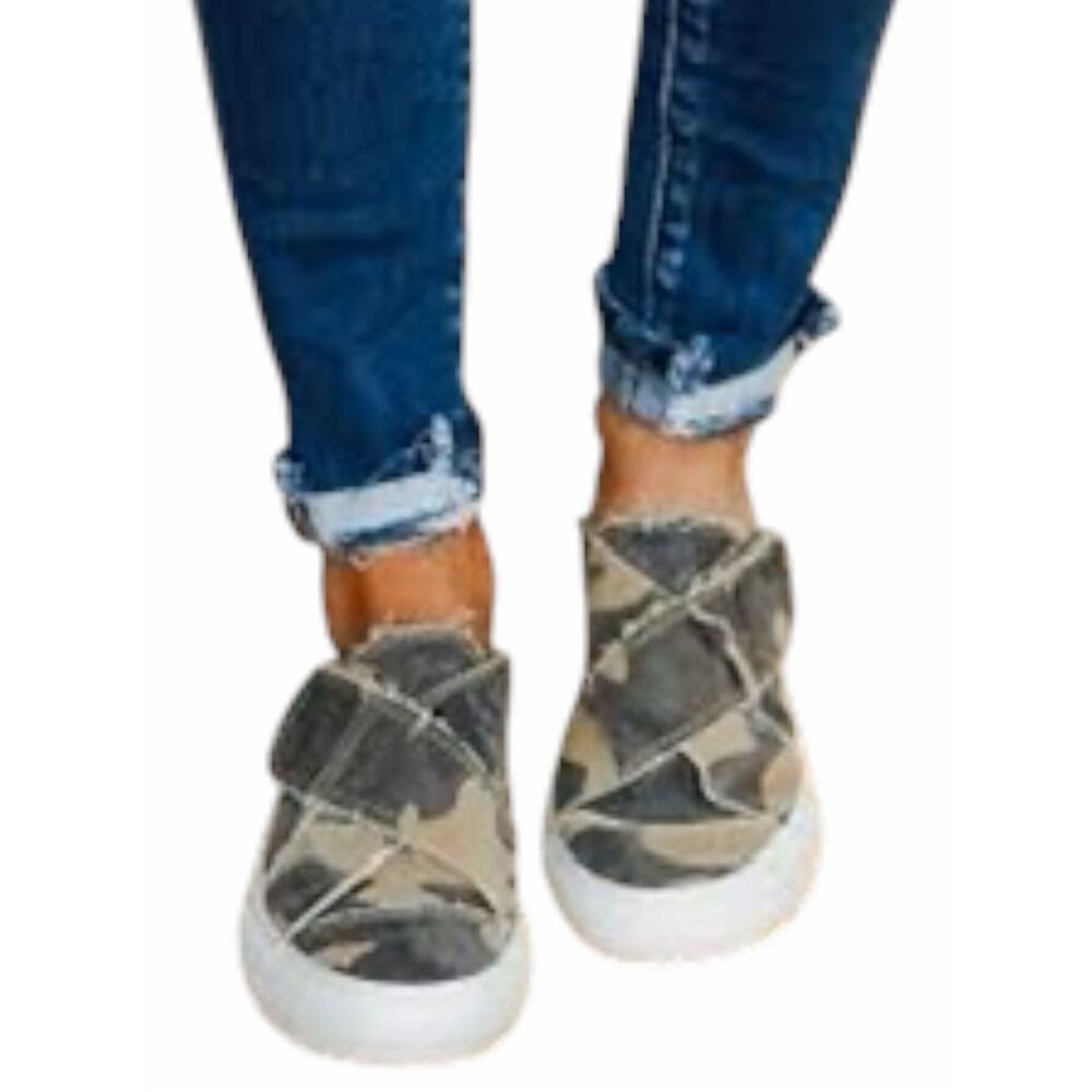 Gypsy Jazz Women’s Camo Slip-On Sneakers Size 10